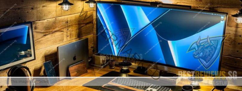Why You Need a Monitor Screen Light for your Desk Setup 